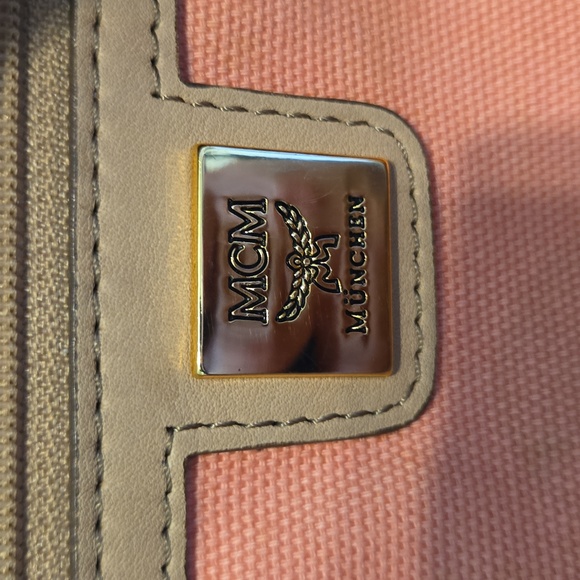 MCM Beige and Pink Visetos Tote with Logo Pattern Limited Edition - Picture 2 of 8